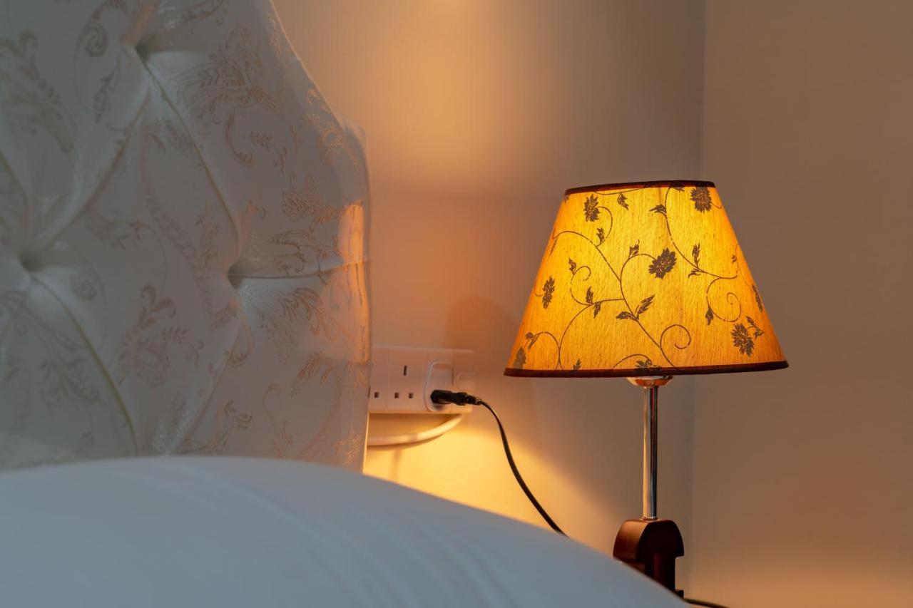 Zodiac Hotel Apartments Fahaheel Koweït Extérieur photo