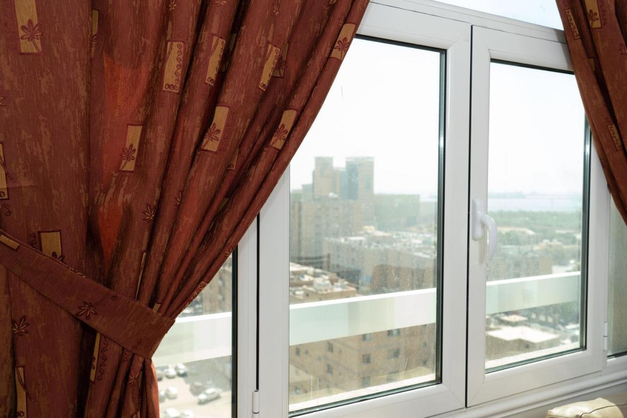 Zodiac Hotel Apartments Fahaheel Koweït Extérieur photo