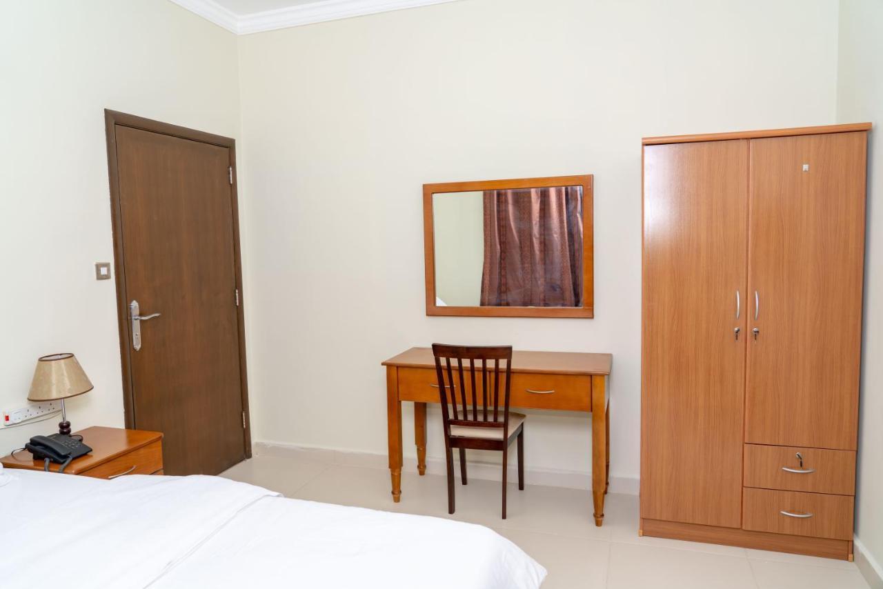 Zodiac Hotel Apartments Fahaheel Koweït Extérieur photo