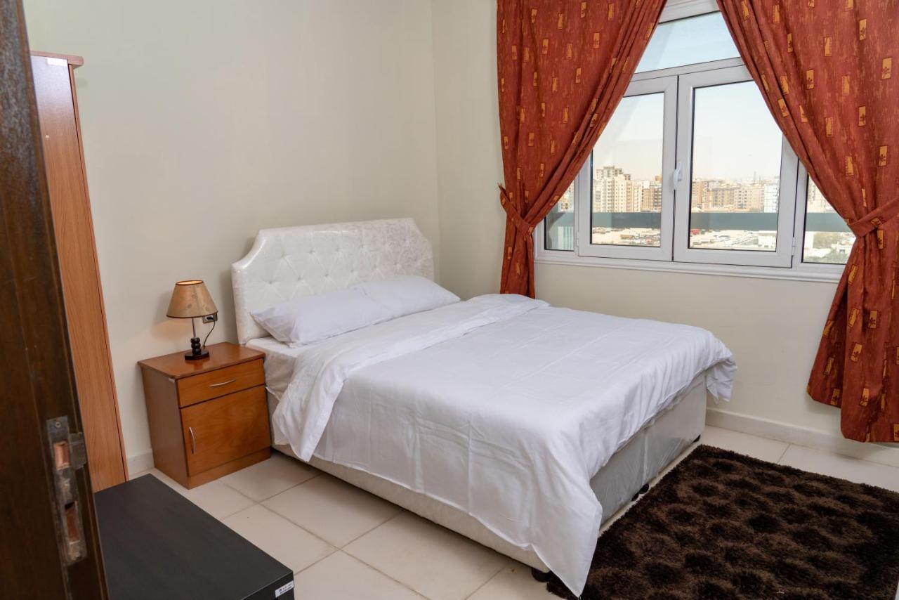 Zodiac Hotel Apartments Fahaheel Koweït Extérieur photo